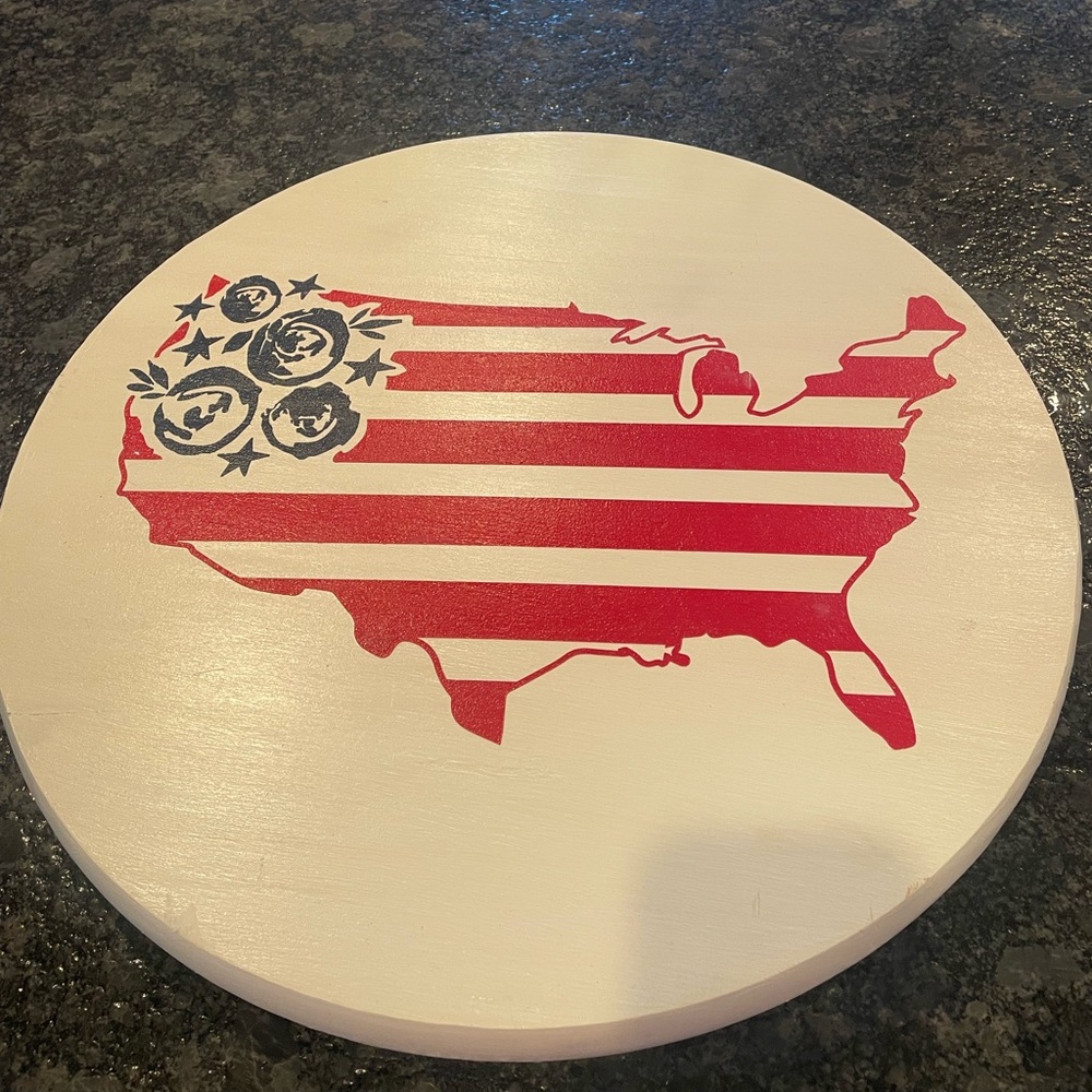 Patriotic round lazy Susan featuring Old Glory painted on top